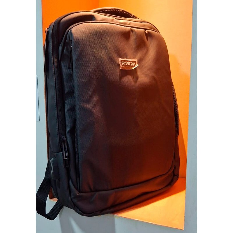Morral en cuero